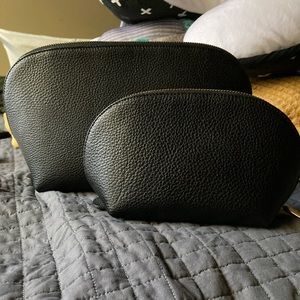 Cuyana Leather Travel Case Set Pebbled Black